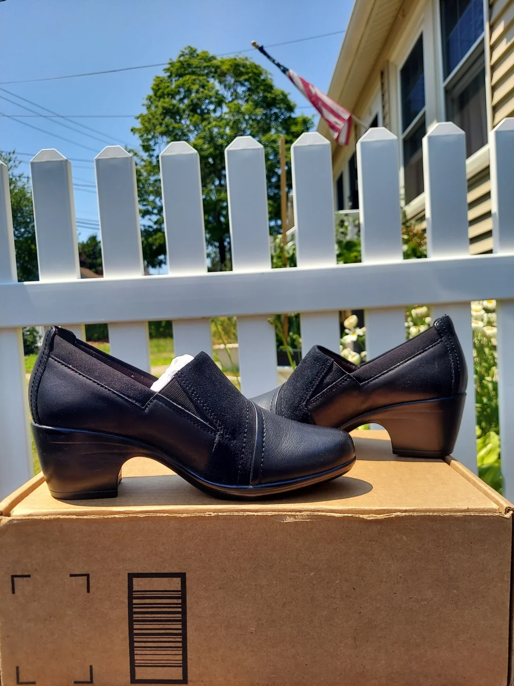 Clarks Emily Step Black Leather Low Block Pump Heels Women Size 6 NWT Comfort - Picture 5 of 10